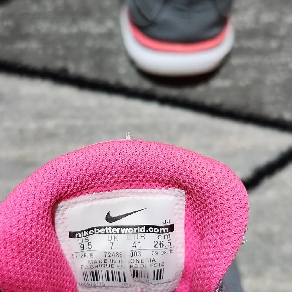 NIKE FLEX TRAINER 5 GRAY & PINK WHITE SWOOSH ATHLETIC SHOES 9.5